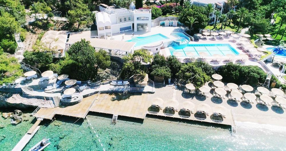 Hapimag Sea Garden Апарт-отель 5*